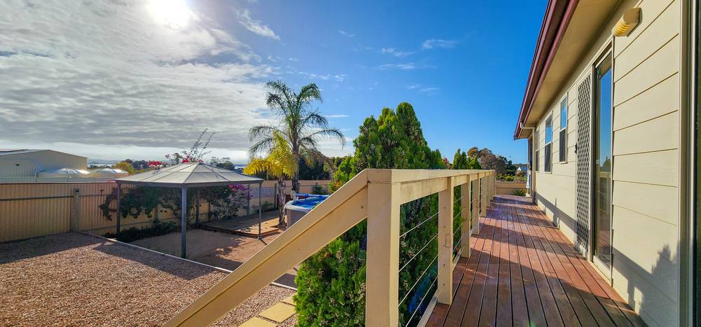 13 Wharff Street, STREAKY BAY, SA 5680