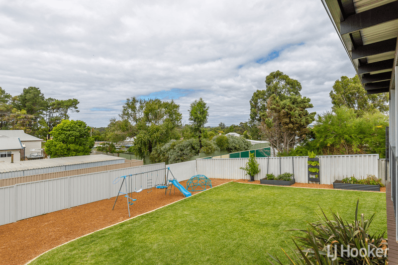 6 Swanstone Street, Collie, WA 6225