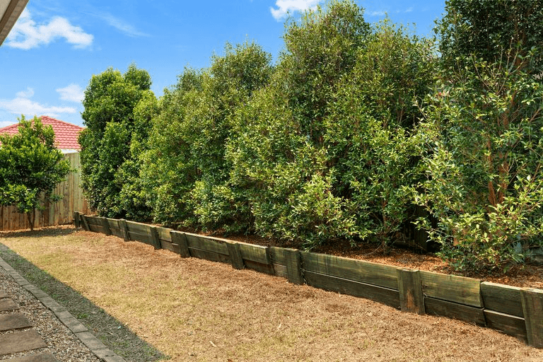 20 Harrision Cr, FOREST LAKE, QLD 4078