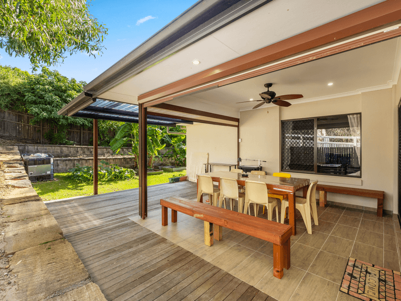 40 Foreshore Drive, SPRINGFIELD LAKES, QLD 4300