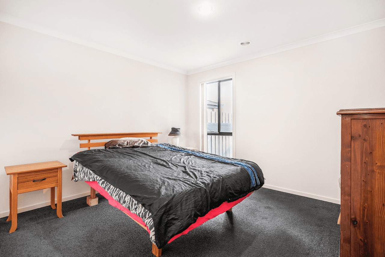 37/11 Hawk Avenue, PAKENHAM, VIC 3810