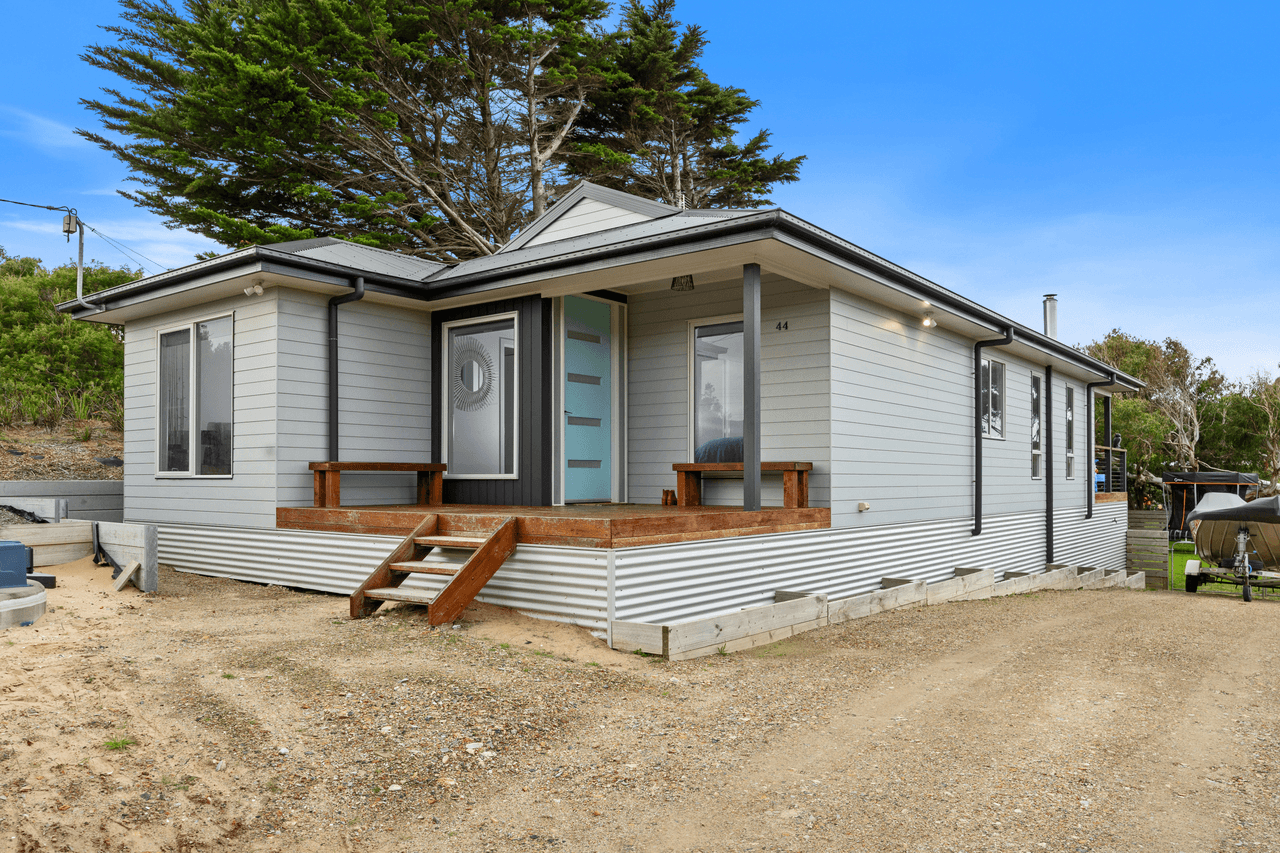 44 Saturn Parade, VENUS BAY, VIC 3956