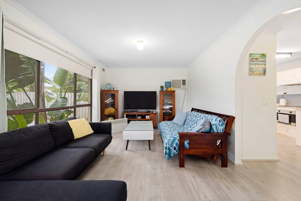 217 Ninth Avenue, Rosebud, VIC 3939