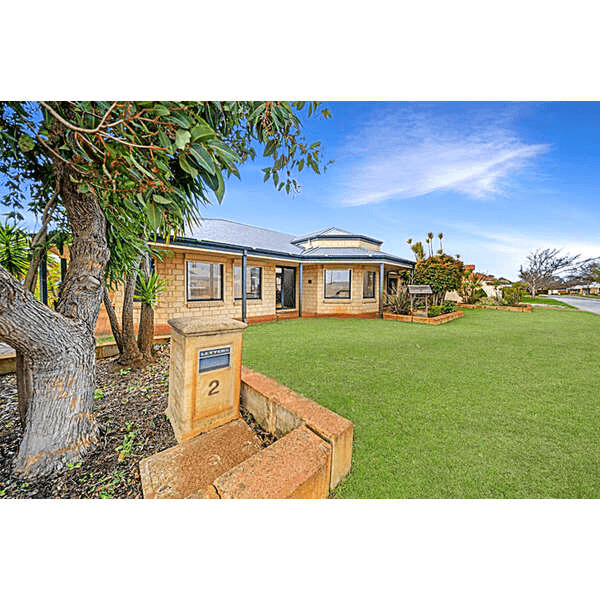 2 Greenwich Parade, CANNING VALE, WA 6155