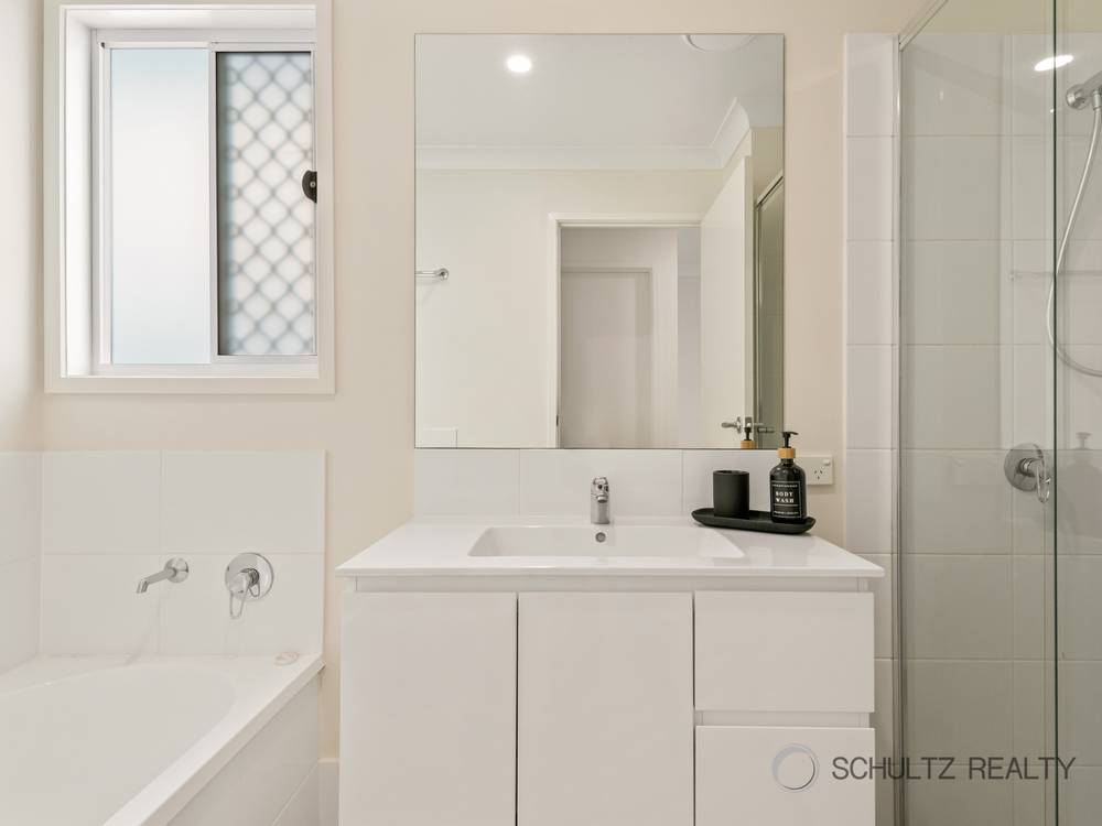 3 Macintyre Street, HOLMVIEW, QLD 4207