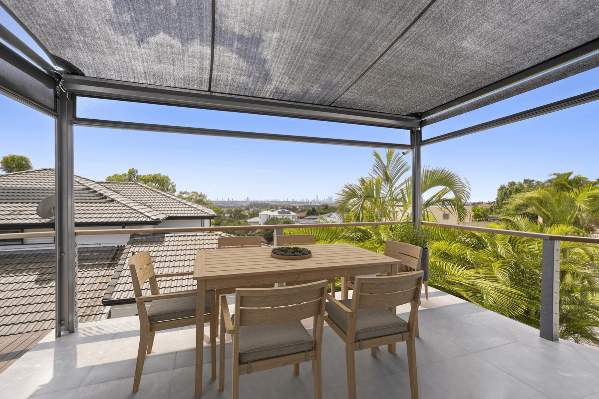 31 Tara Vista Boulevard, HIGHLAND PARK, QLD 4211