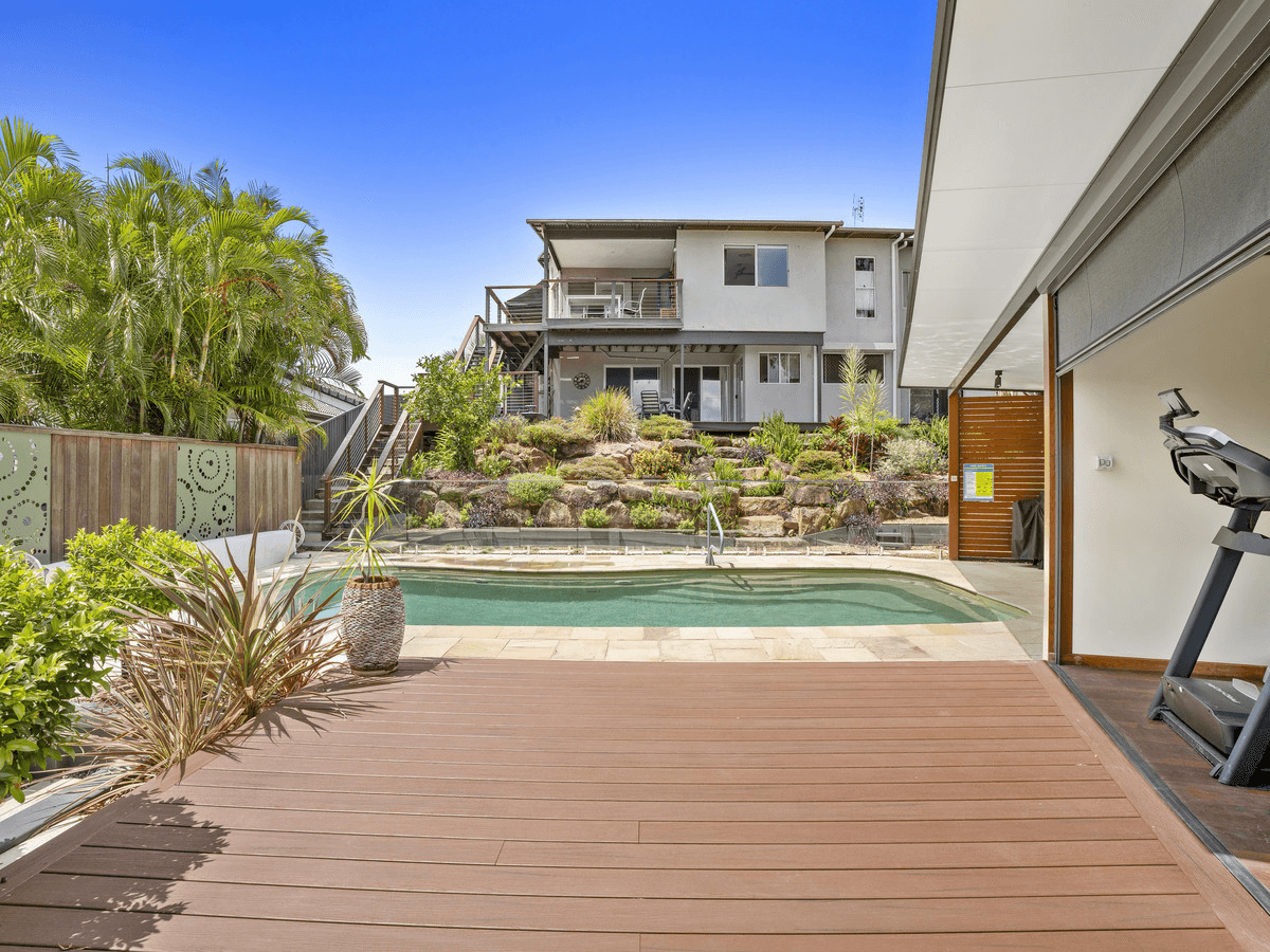 31 Tara Vista Boulevard, HIGHLAND PARK, QLD 4211