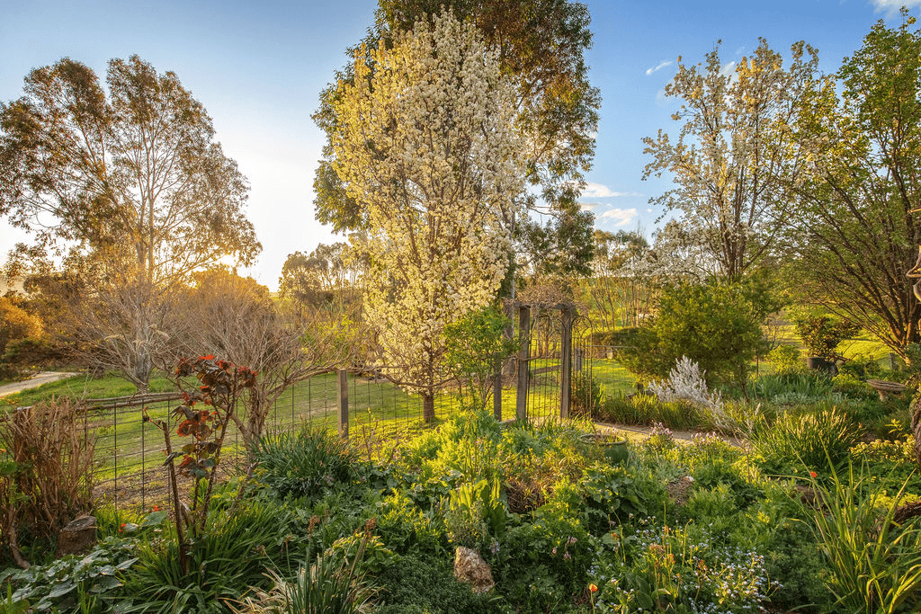 123 Hibberson Road, Huon, VIC 3695