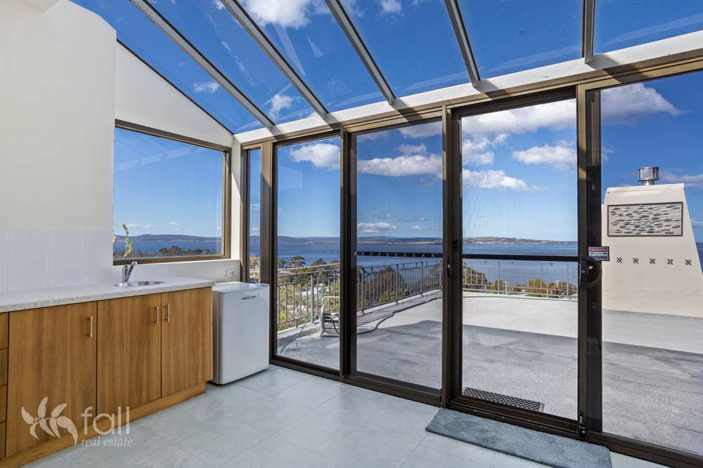 231 Channel Highway, TAROONA, TAS 7053