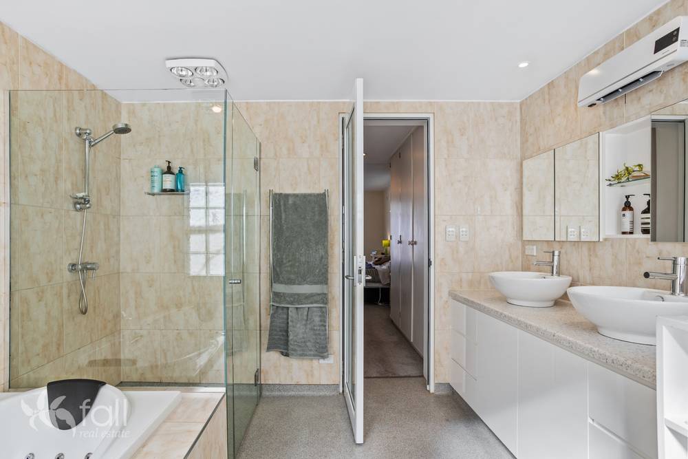 231 Channel Highway, TAROONA, TAS 7053