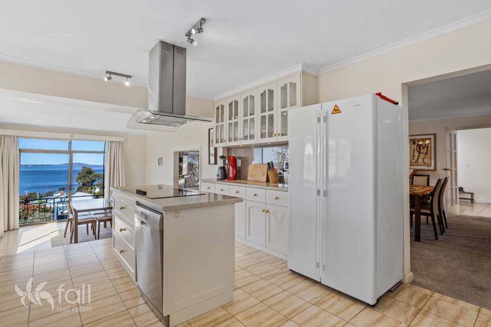231 Channel Highway, TAROONA, TAS 7053