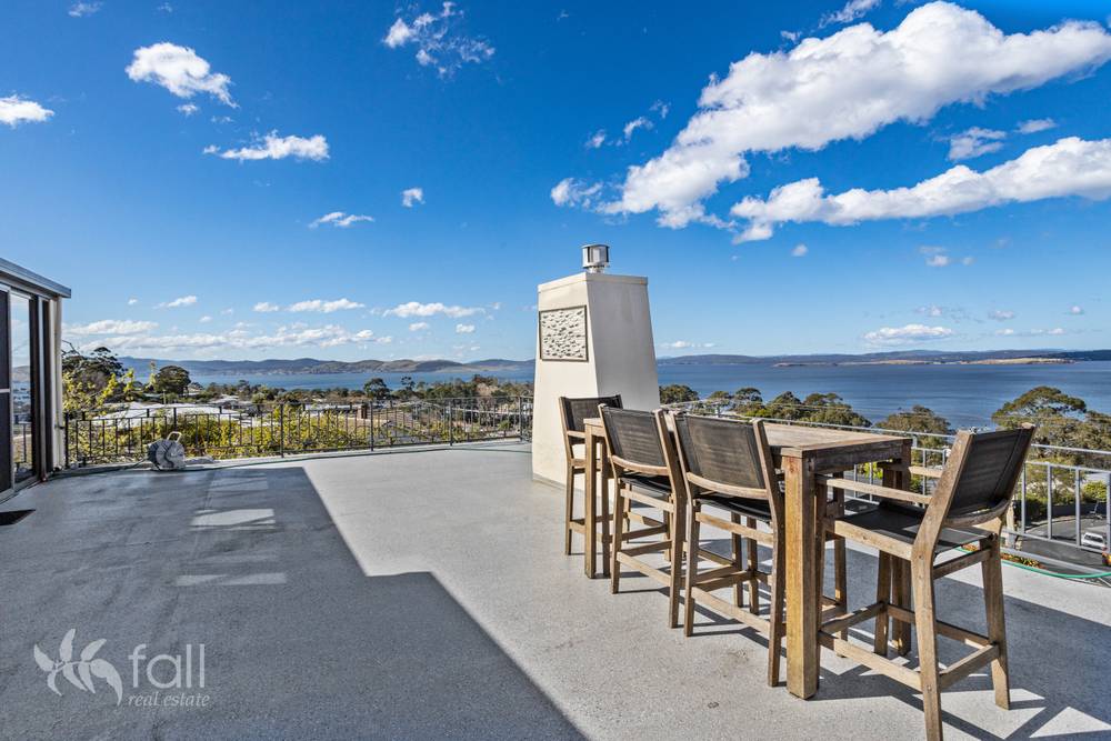 231 Channel Highway, TAROONA, TAS 7053