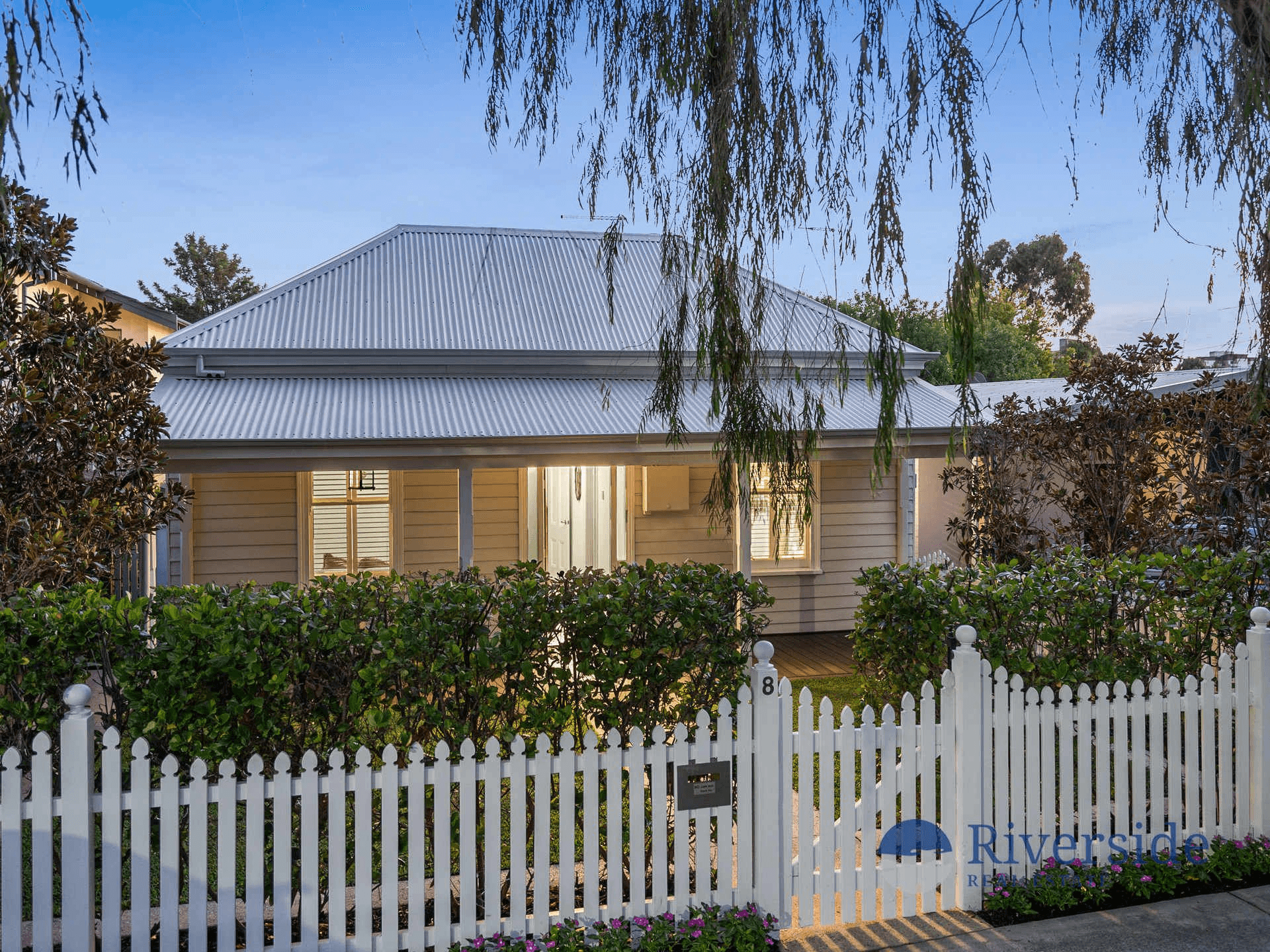 8 Winifred Street, Mosman Park, WA 6012