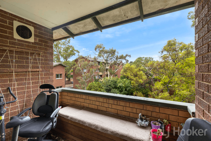 6/30 Trinculo Place, QUEANBEYAN EAST, NSW 2620