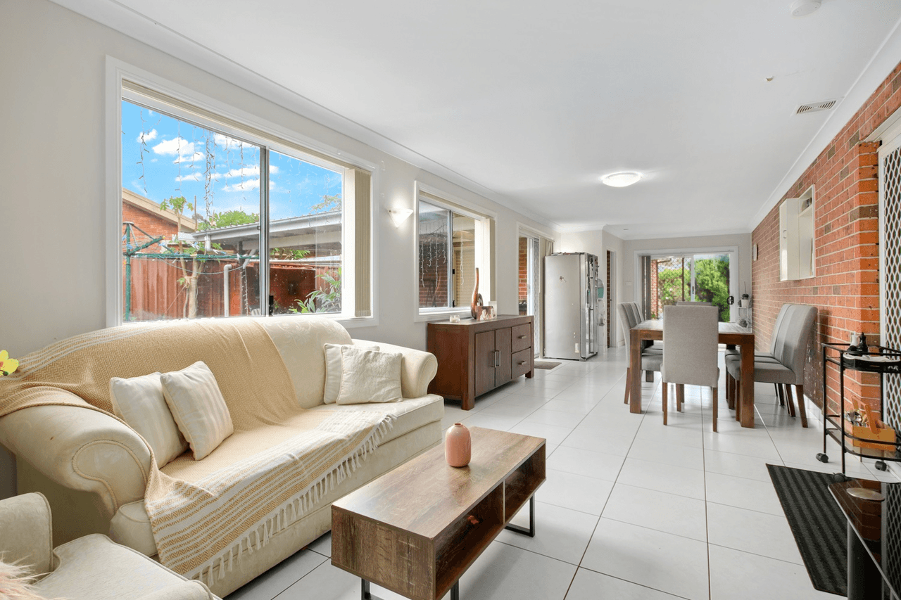 1 Tolley Place, Edensor Park, NSW 2176
