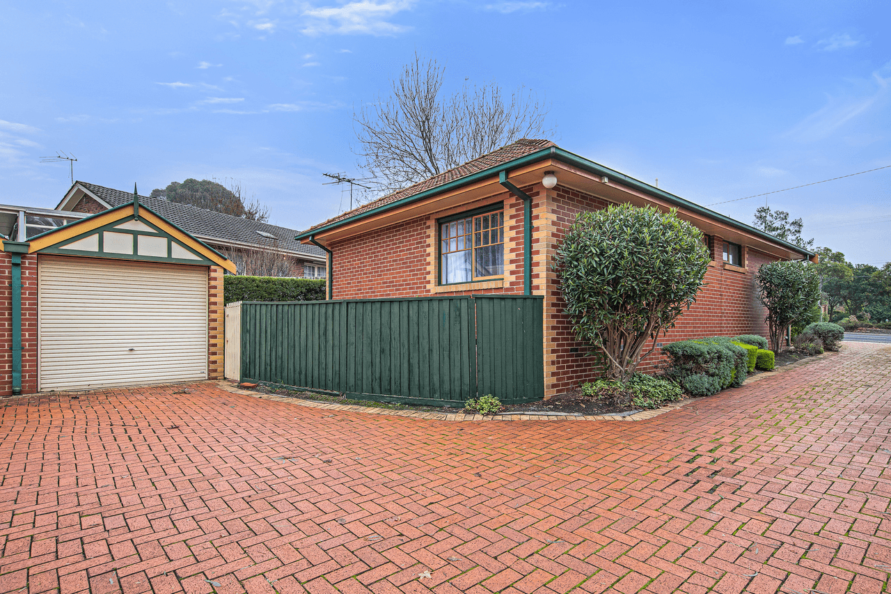 2/319-321 Blackburn Road, BURWOOD EAST, VIC 3151