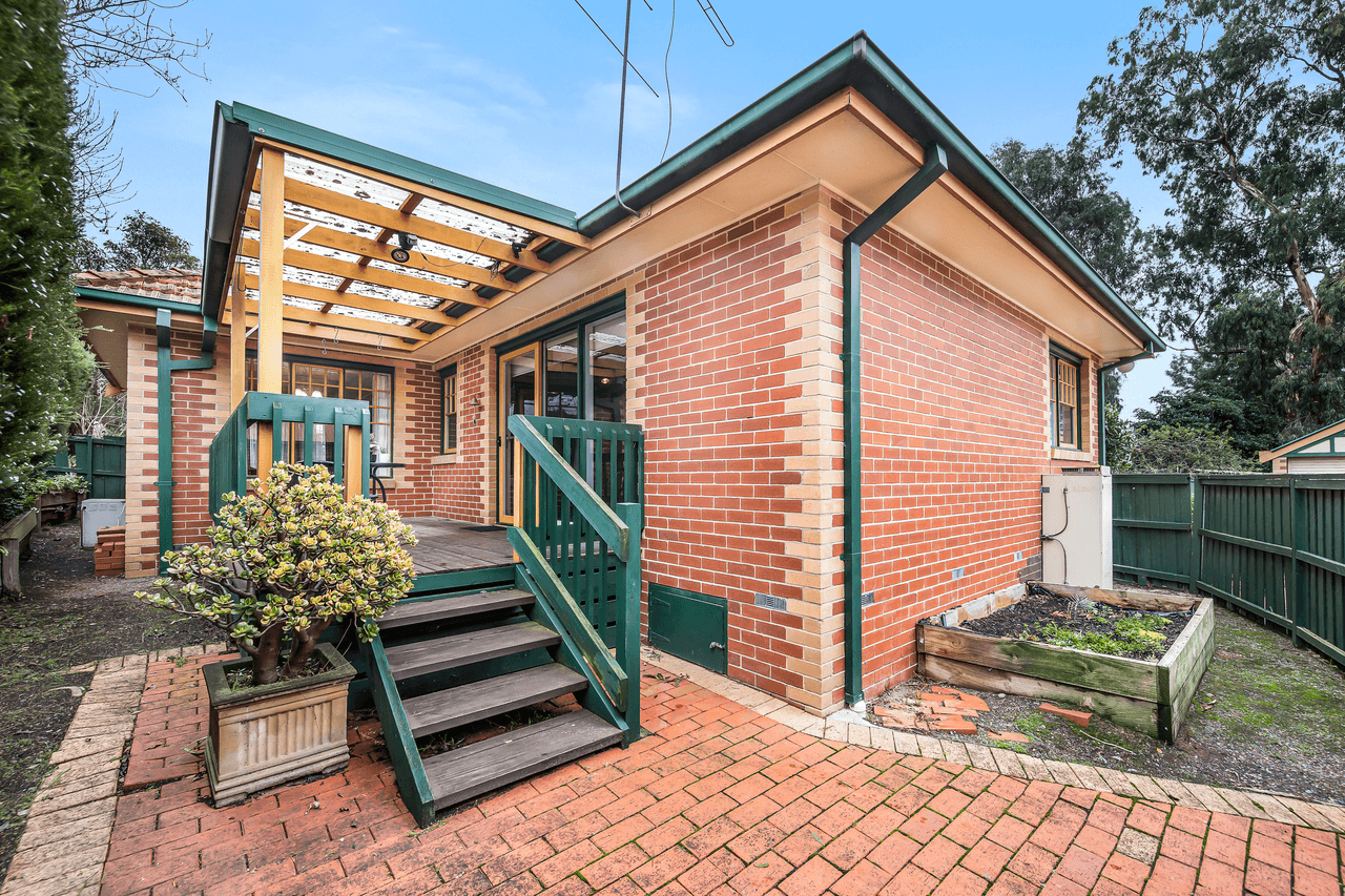 2/319-321 Blackburn Road, BURWOOD EAST, VIC 3151