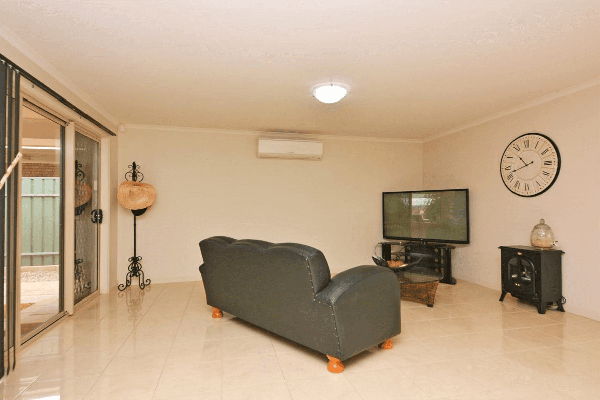 71 Robinson Street, Whyalla Jenkins, SA 5609