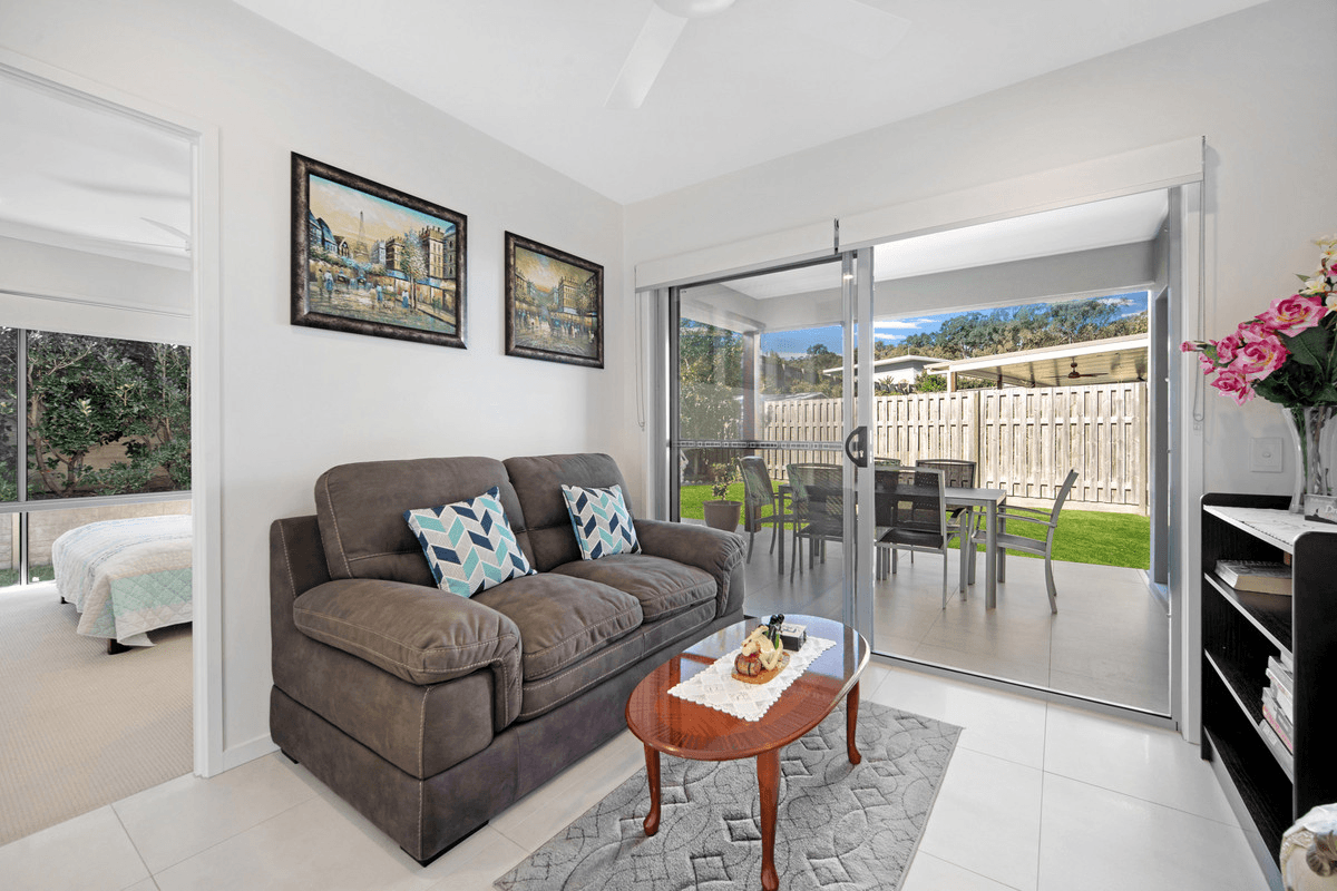 67 Ravenbourne Circuit, CAPALABA, QLD 4157