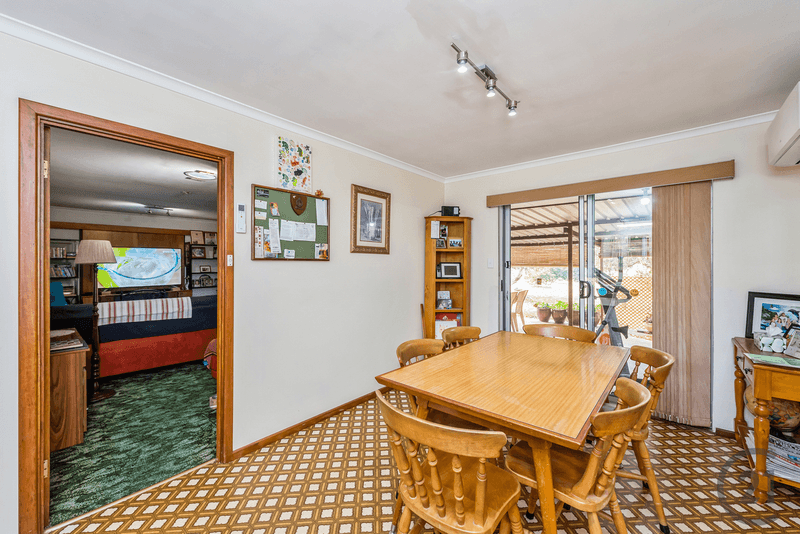 2 Tuckey Street, Pinjarra, WA 6208