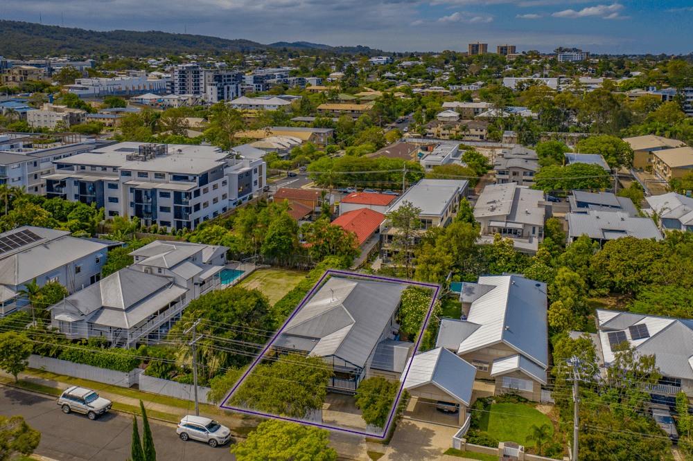 32 Hunter Street, INDOOROOPILLY, QLD 4068