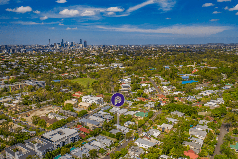 32 Hunter Street, INDOOROOPILLY, QLD 4068