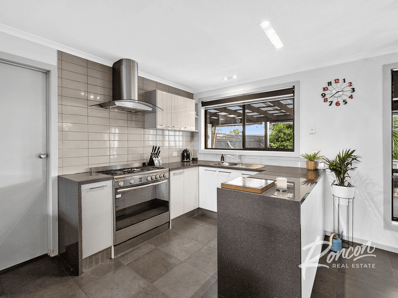 11 Solar Drive, Whittington, VIC 3219