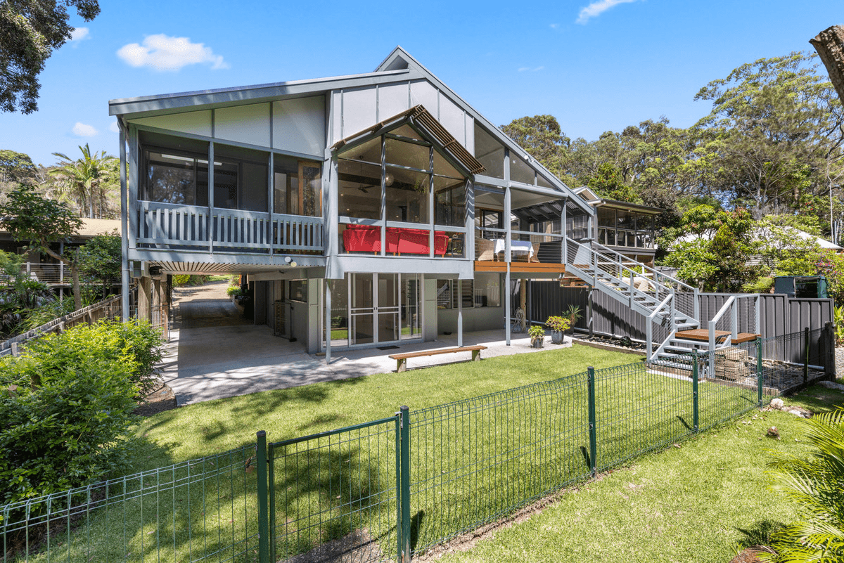 6 Carri Street, ARAKOON, NSW 2431