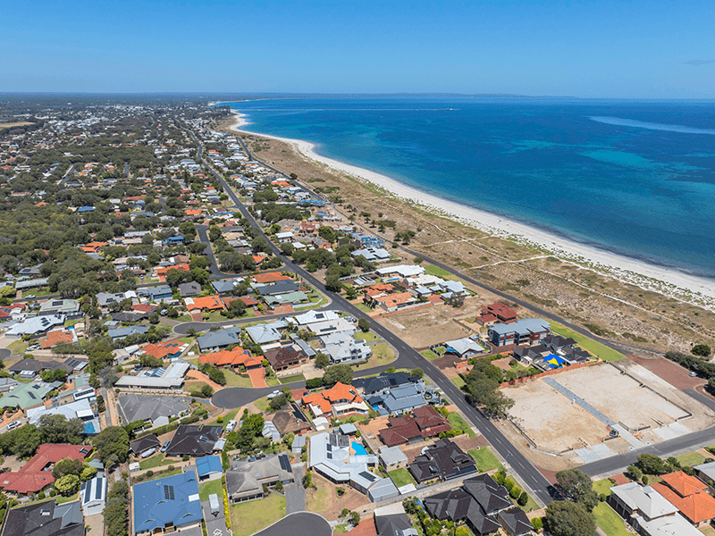 402 Marine Terrace, Geographe, WA 6280