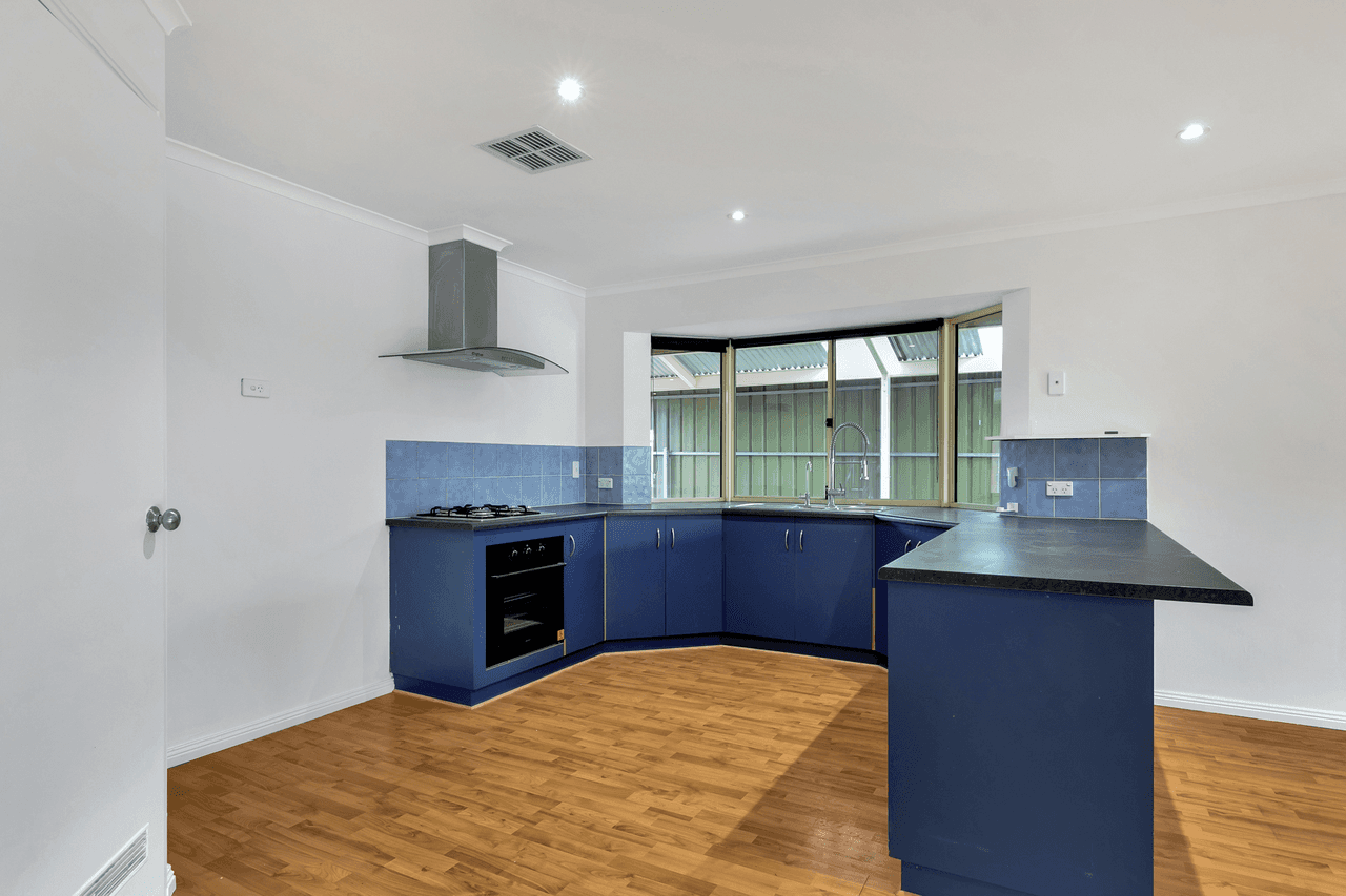 27 Dartmouth Street, DAVOREN PARK, SA 5113