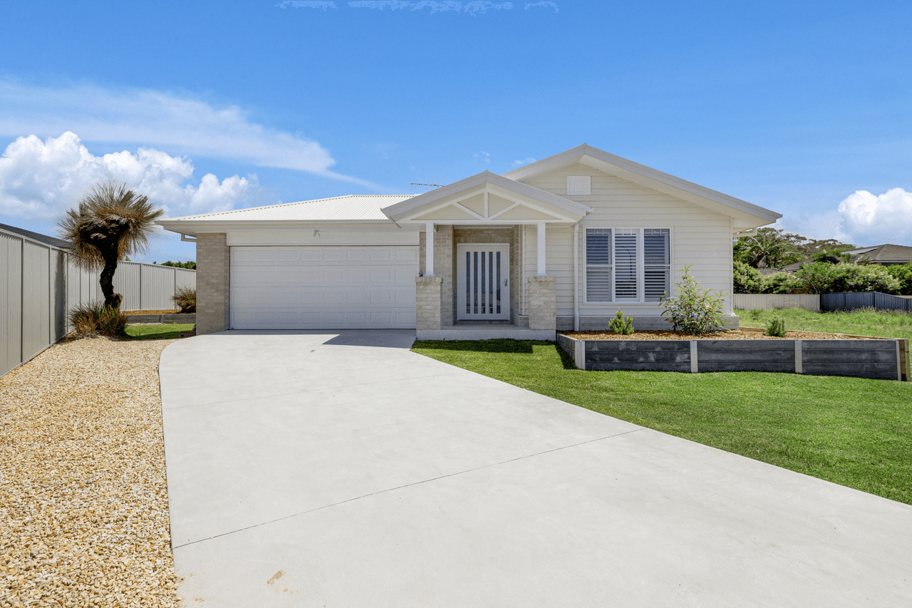 9 Borrowdale Avenue, DUNBOGAN, NSW 2443