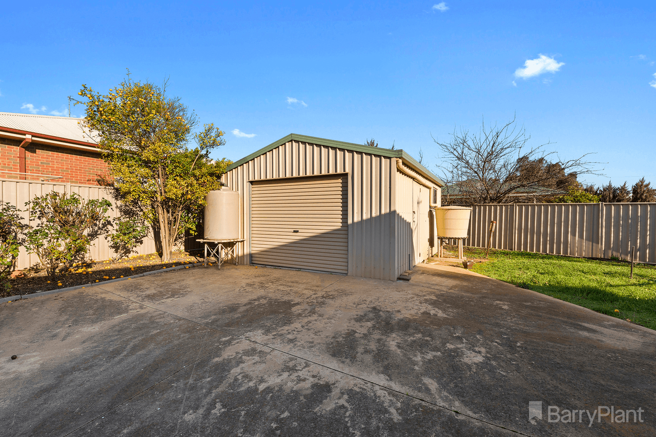 2 Cresthaven Place, East Bendigo, VIC 3550