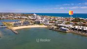 4/4/23 Casuarina Drive, Bunbury, WA 6230
