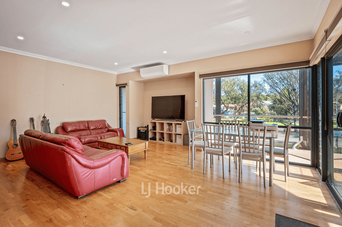 4/4/23 Casuarina Drive, Bunbury, WA 6230