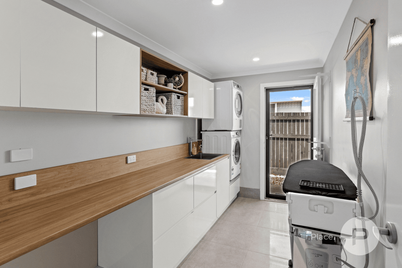 63 Yarra Road, Wakerley, QLD 4154