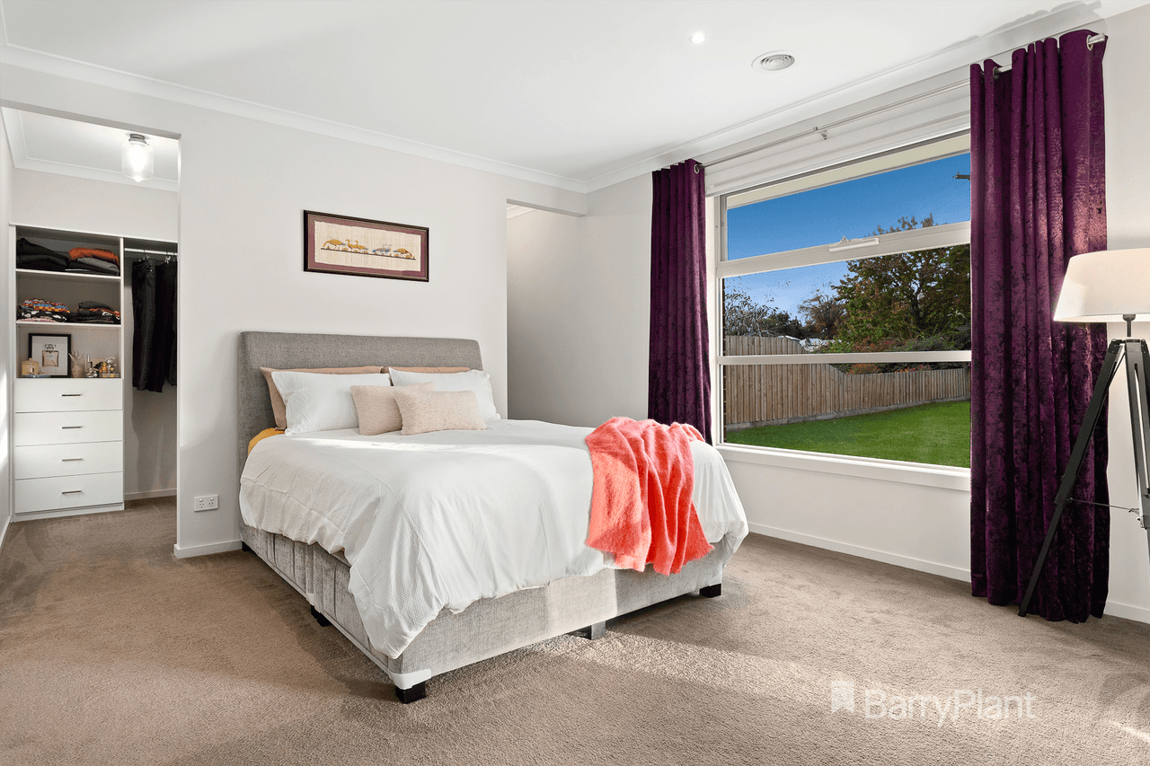 32 Elamo Road, HEALESVILLE, VIC 3777