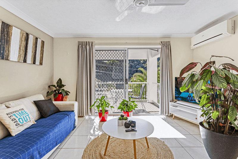 15/16 Djerral Avenue, Burleigh Heads, QLD 4220