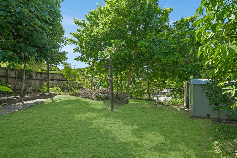 8 Sexton Street, AEROGLEN, QLD 4870