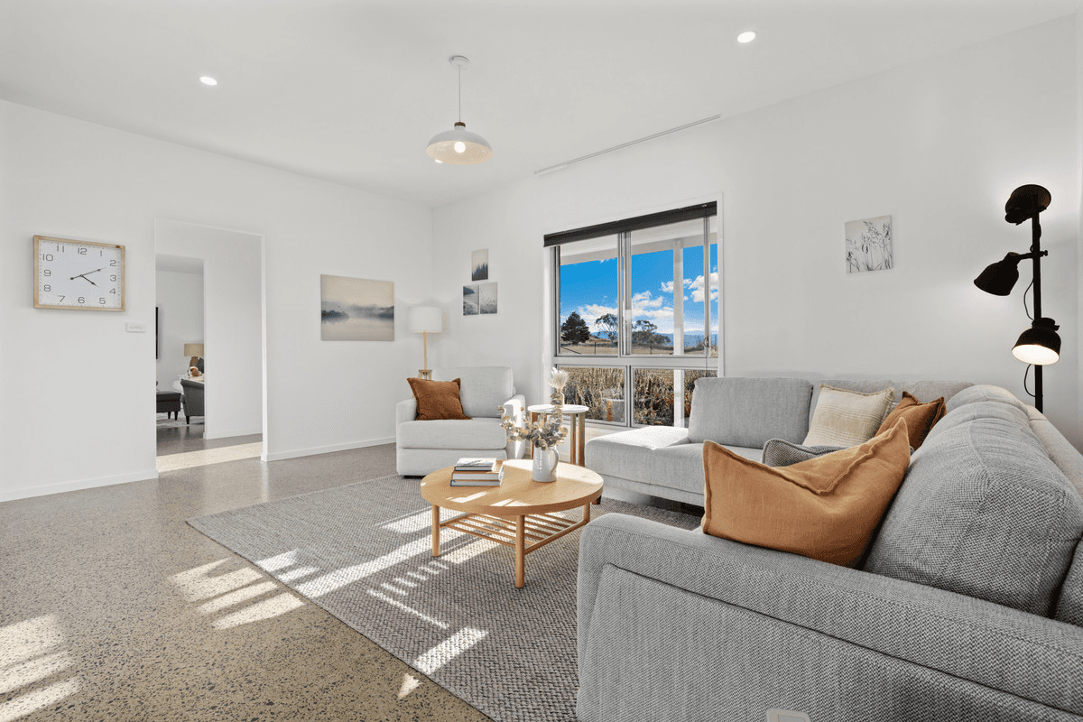 274 Mcguffickes Road, Jindabyne, NSW 2627