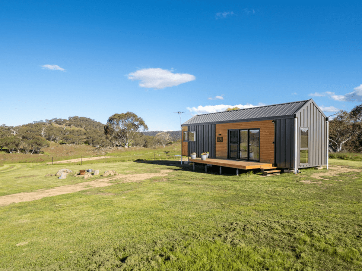 274 Mcguffickes Road, Jindabyne, NSW 2627