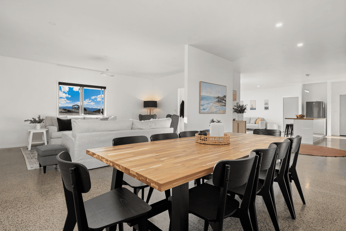 274 Mcguffickes Road, Jindabyne, NSW 2627