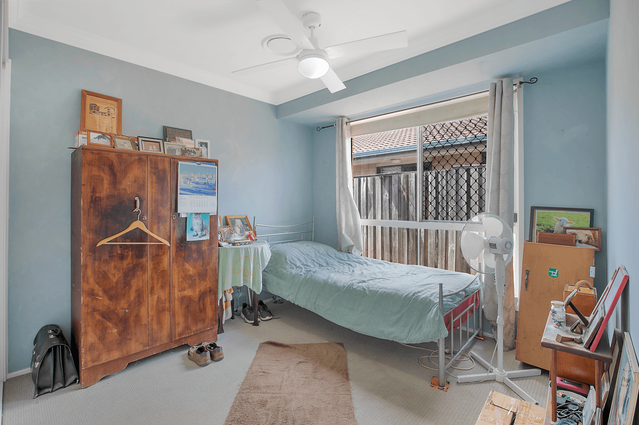 2 Lofty Court, HEMMANT, QLD 4174