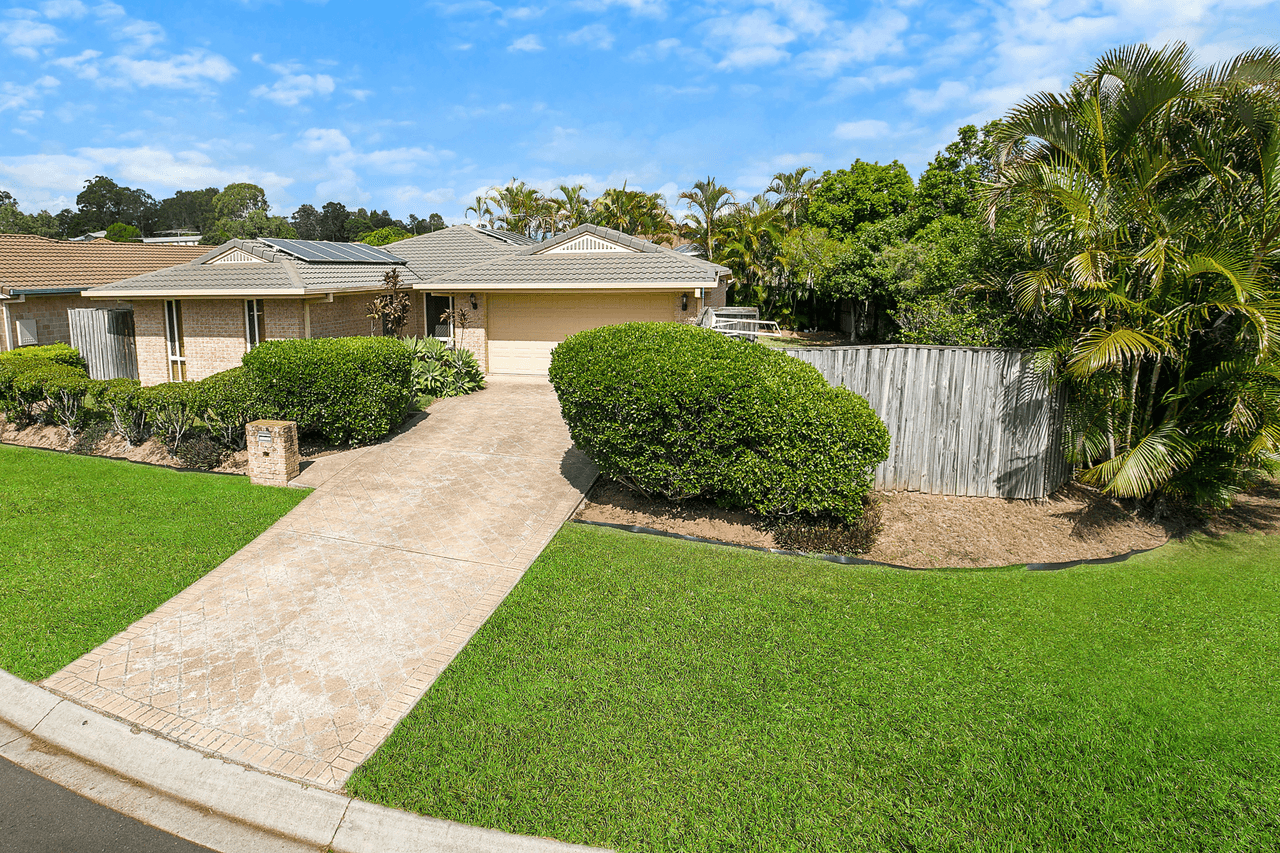 2 Lofty Court, HEMMANT, QLD 4174