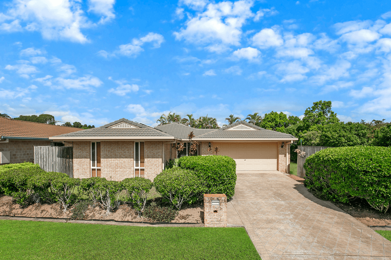 2 Lofty Court, HEMMANT, QLD 4174