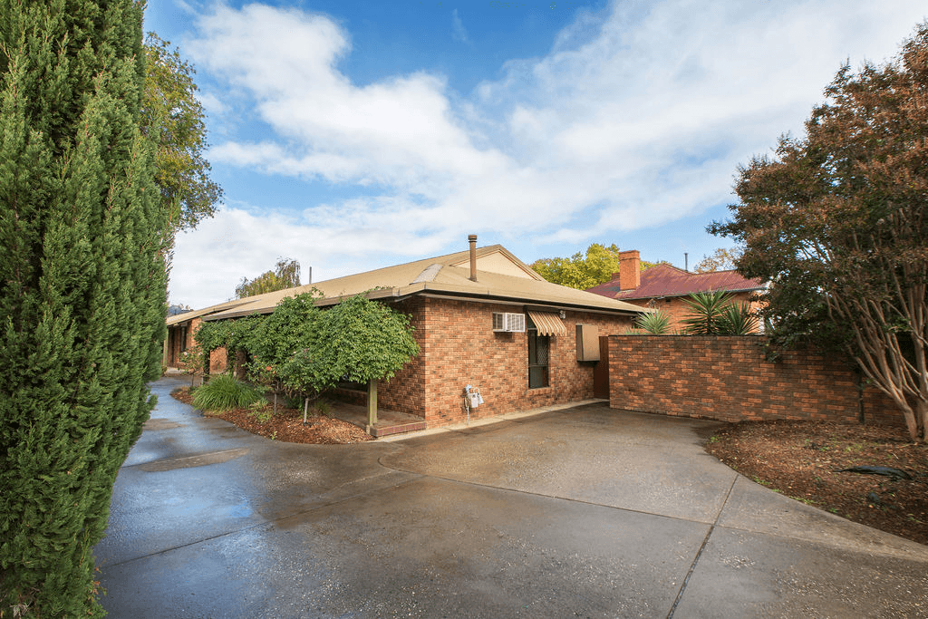 1-2/449 Hume Street, Albury, NSW 2640