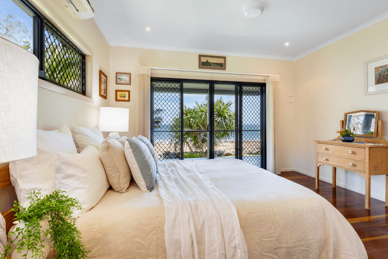 68 Ocean Avenue, SLADE POINT, QLD 4740