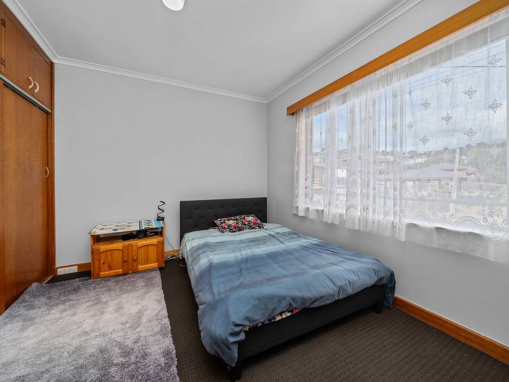 1 Third Avenue, WEST MOONAH, TAS 7009