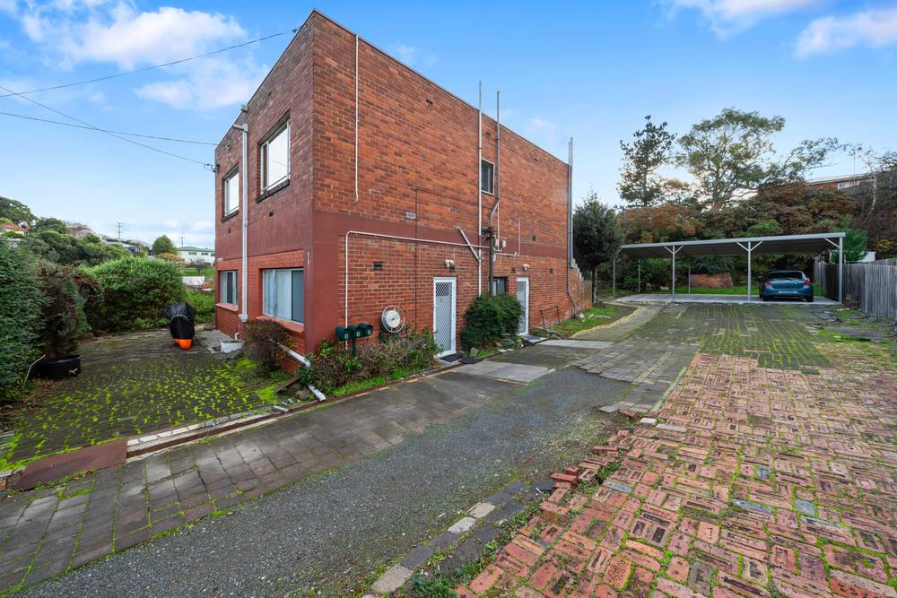1 Third Avenue, WEST MOONAH, TAS 7009