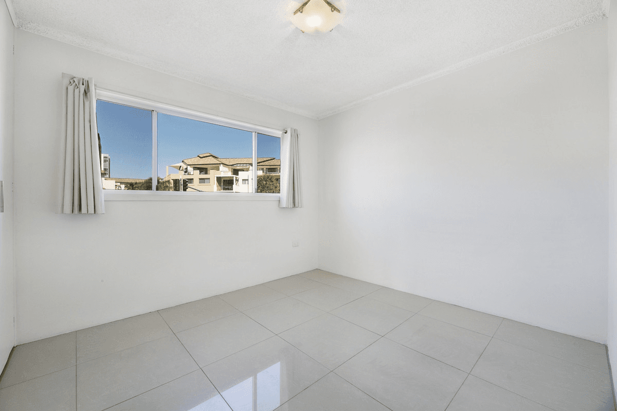 4/402 Marine Parade, Biggera Waters, QLD 4216