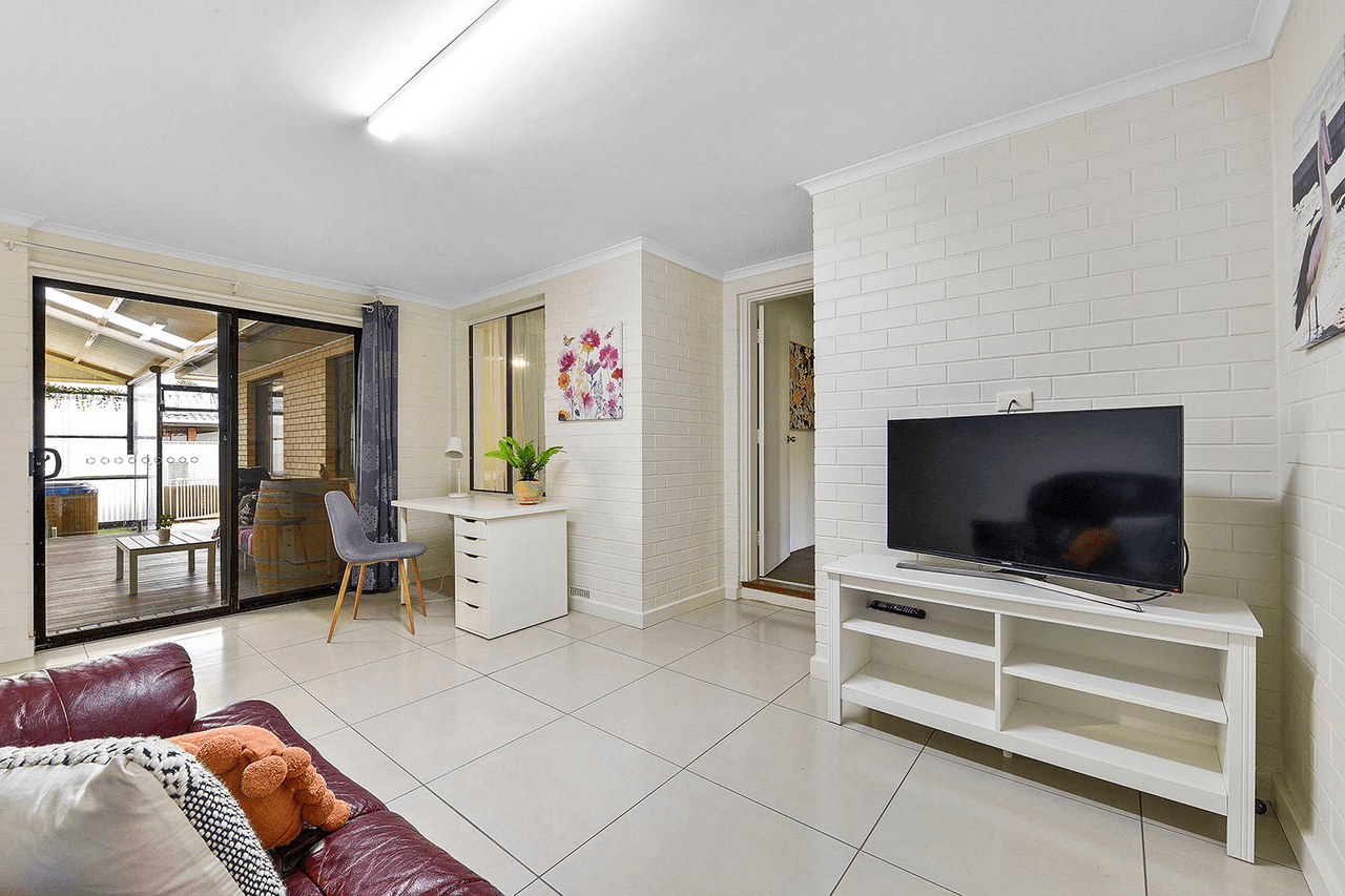 37 Tiller Drive, SEAFORD, SA 5169